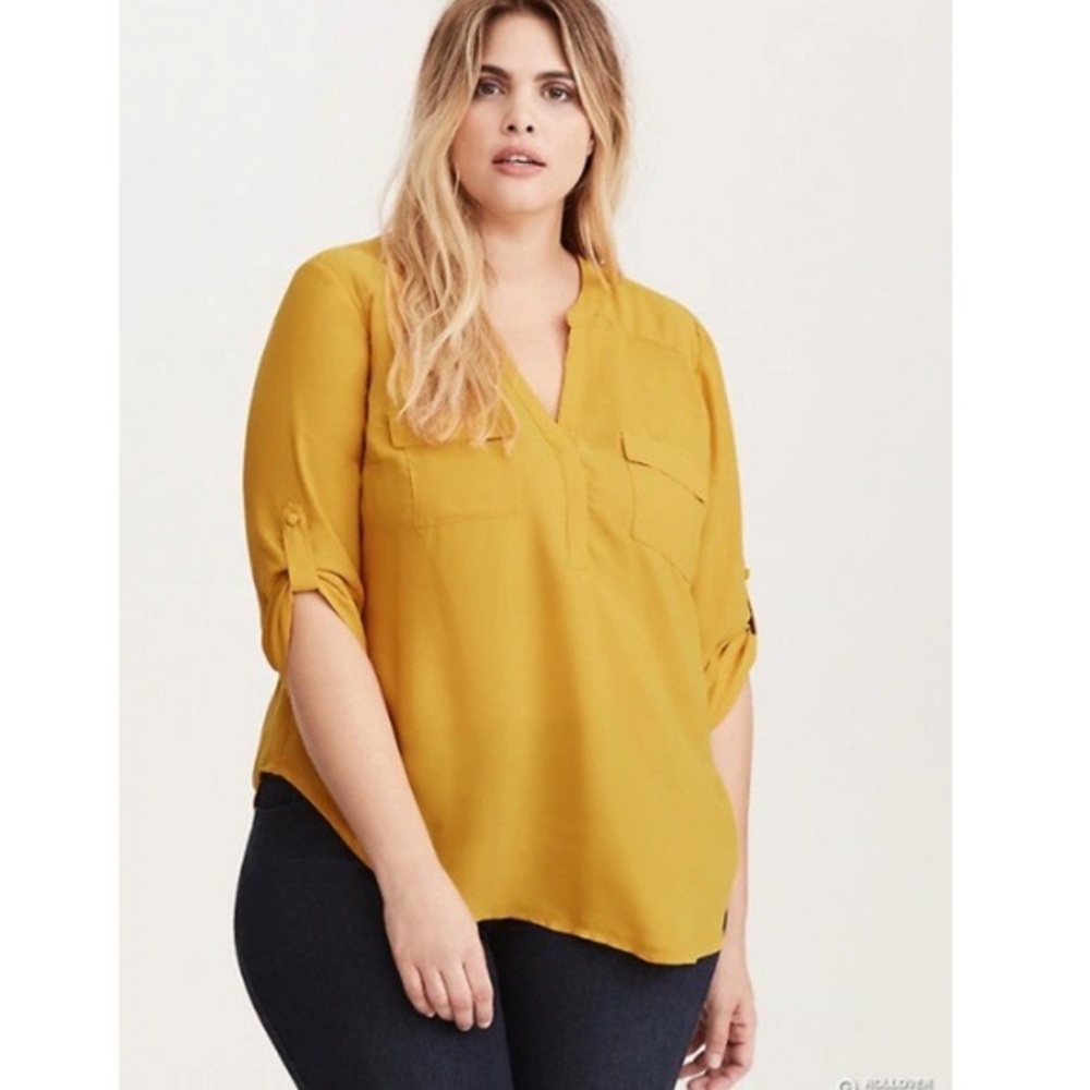 EUC Torrid Yellow Button-up Harper Blouse Sz 1
